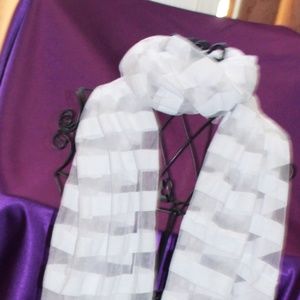 Two Tone White Geometric  Infinity Scarf